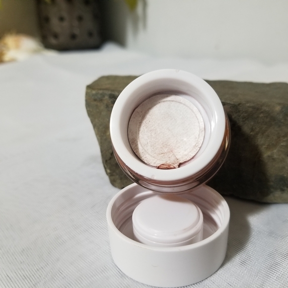 Artist stroke 04 abstract burgundy mineral loose eyeshadow Kiko Milano - Picture 2 of 4